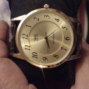 Vintage Q&Q Goldtone/Brown Leather Men's Dress Watch